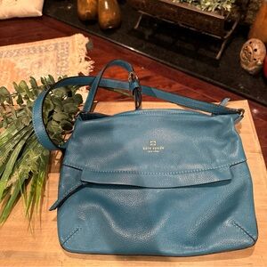 Kate Spade Grant Park Alida Zippered Leather Messenger Bag, MSRP $270. Like New.